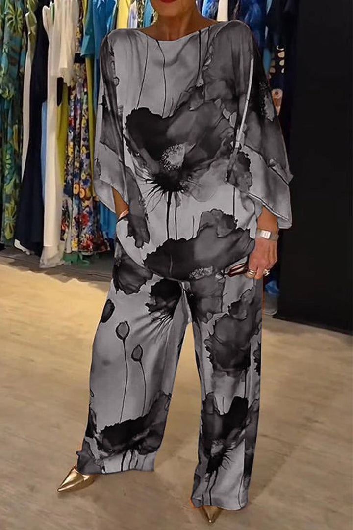 Paisley™ - Elegant Patterned Ensemble