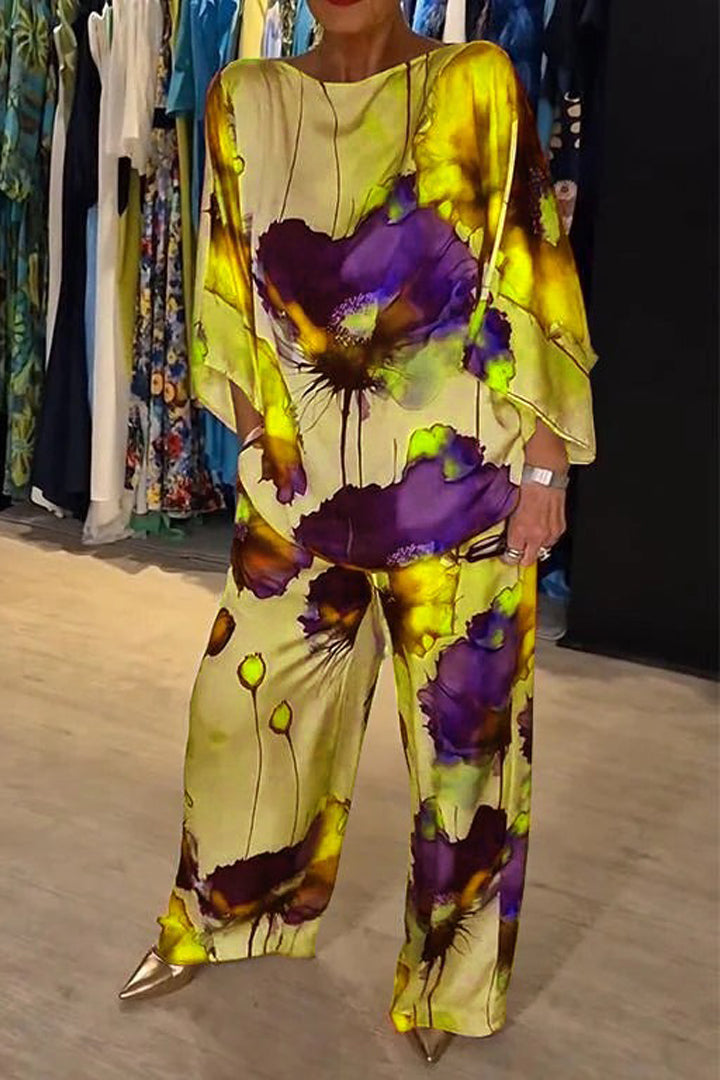 Paisley™ - Elegant Patterned Ensemble