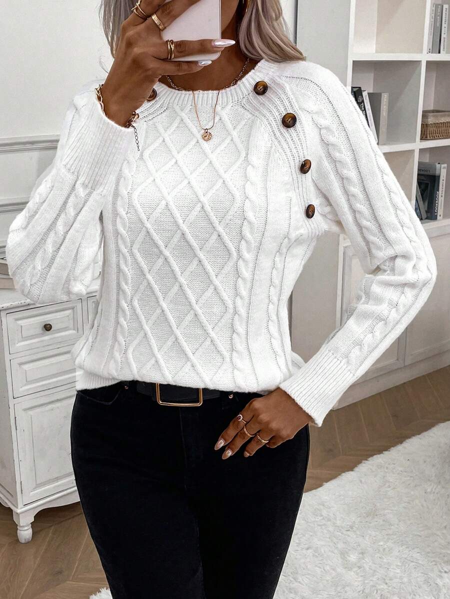ASTRELLA – Ladies’ Button-Detail Cable Knit Jumper