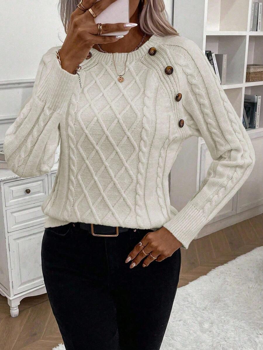 ASTRELLA – Ladies’ Button-Detail Cable Knit Jumper