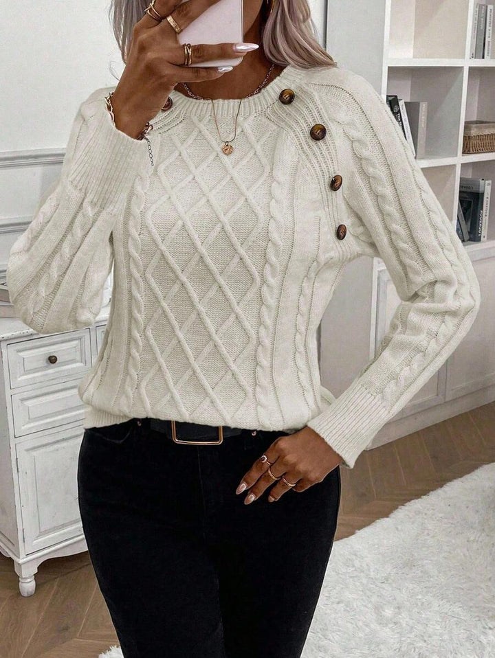 ASTRELLA – Ladies’ Button-Detail Cable Knit Jumper