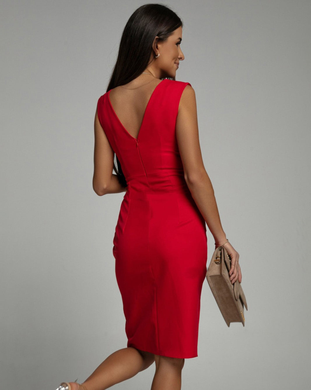 Astrella | Fitted Dress with V-Neck and Slit
