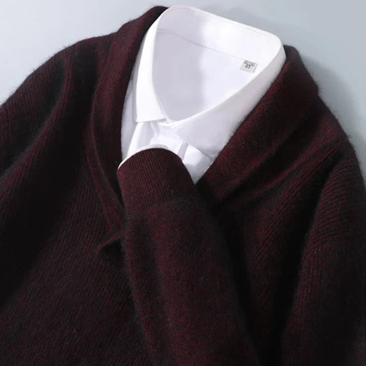 Cashmere Pullover by Castiel