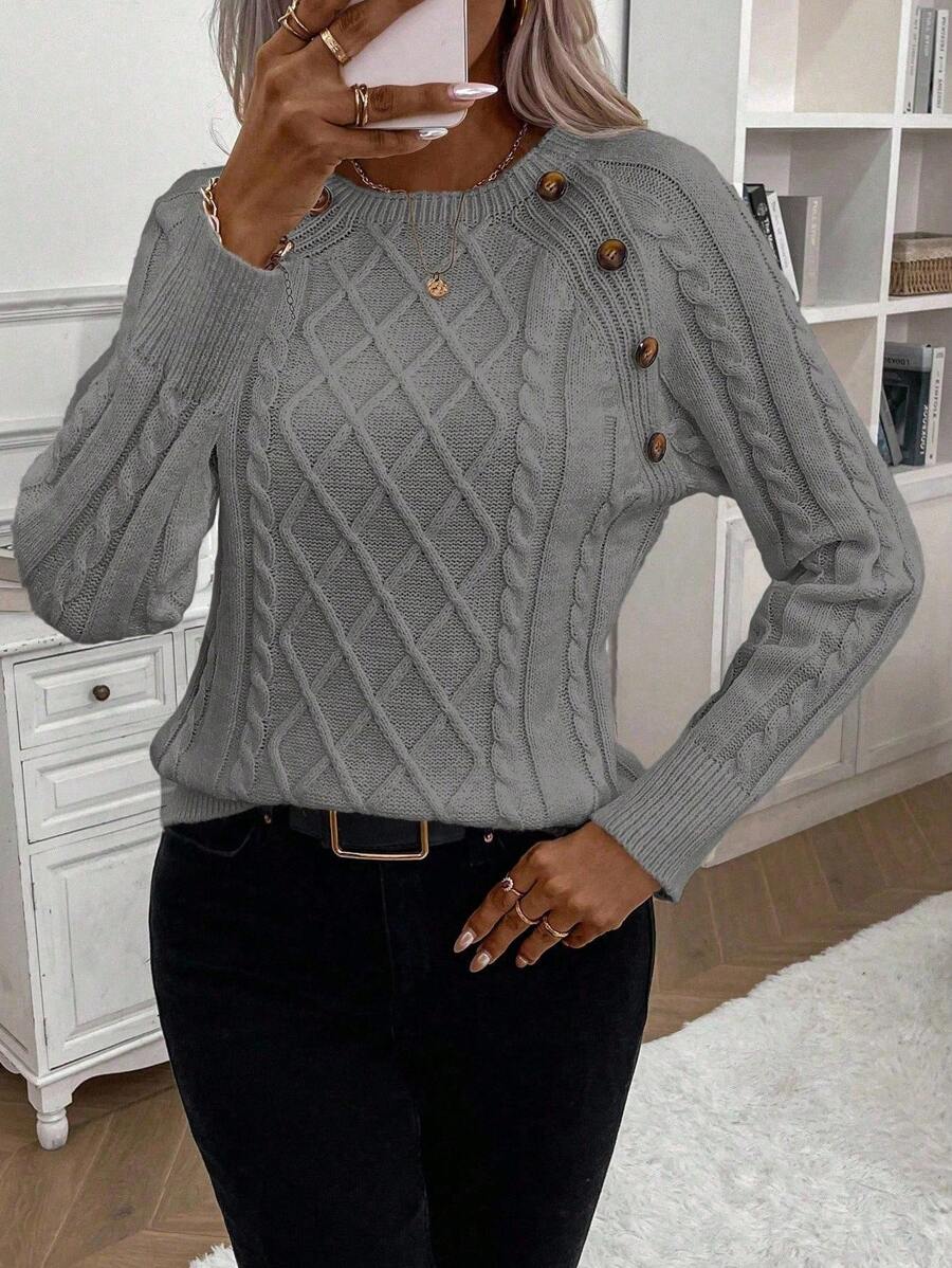ASTRELLA – Ladies’ Button-Detail Cable Knit Jumper